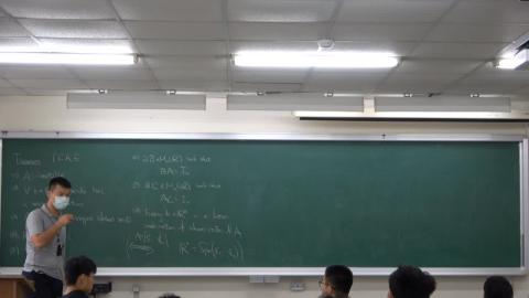 109線性代數(一)1023A.MP4