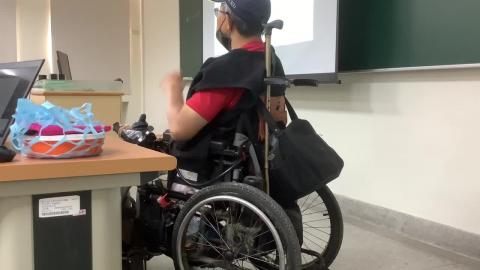 trim.5805F26A-95B4-44E2-8FC4-F8DF2C8BD120.MOV