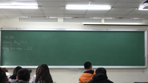 109線性代數(一)1218A.mp4