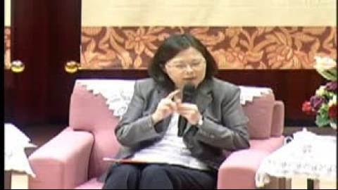 成大學生論壇 1: 「成」何體統?. 不默, 以參與捍衛權益(101.04.24). pt.2