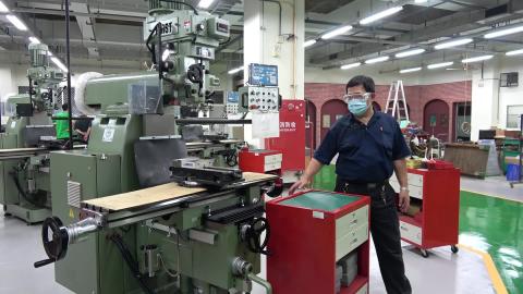 工廠實習1100513 銑工-1.MTS