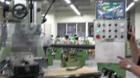 工廠實習1100513 銑工-6.MTS