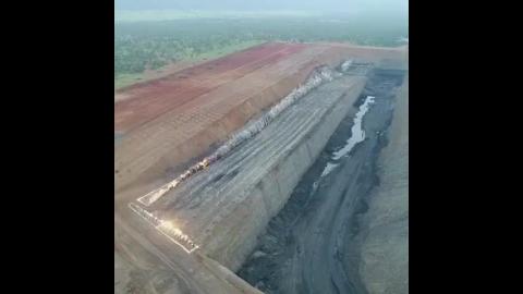 露天礦場邊坡預裂爆破.mp4