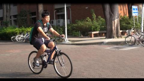 成大免費認領單車　兩百多輛二手單車認領一空