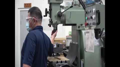 110 上 工廠實習銑工一 ２.MTS