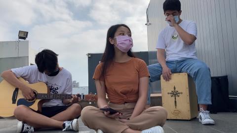 10_26 才藝表演_林依宣、賴永鑫、梁力安＿告五人-唯一.MOV