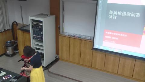 2021-12-24 19-04-42.mp4