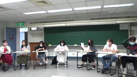 Social Media Debate.AA2021f