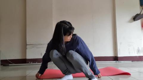 地板動作一  簡略說明.mp4