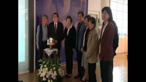 波濤中的成大  展出228圖書及校史檔案展