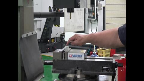 20220411十字定位套件銑工加工部分線上教學-2.MTS