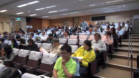 1051221校務會議4