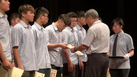 成大附工開學典禮  主秘勉勵辛苦努力會有代價