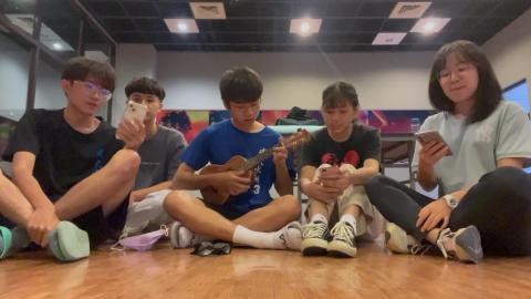 張心怡E44106216資源114 張凱傅	E84106060水利114 謝仁豪	E84096134	水利113 葉治廷	E84106248	水利114 廖令真	h54106171	交管114.大手拉小手mov