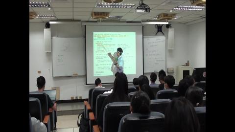 11/2(三)計算機程式設計-2