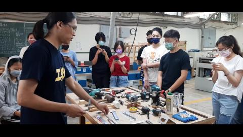 112-01 木作產品與設計實務 W01-6