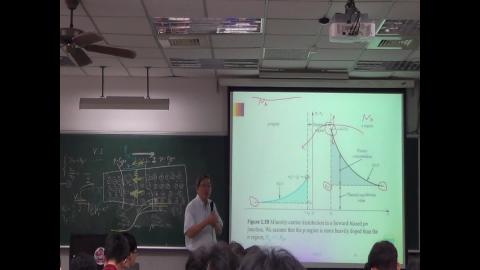 0914_Electronics1_004.MTS