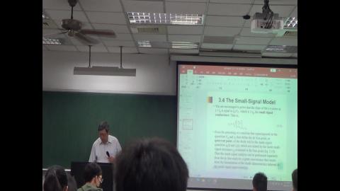 1017_Electronics1_001.MTS