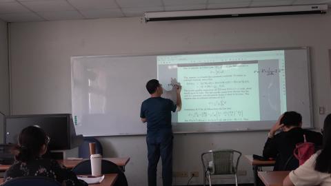 計量經濟學一1121027_2.mp4