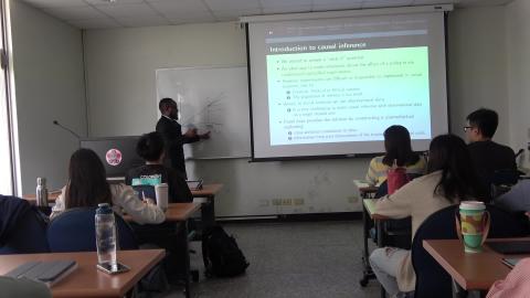 2023.11.2計量經濟學(一)課程(2).MTS