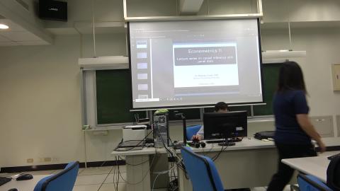 2023.11.2計量經濟學(一)電腦課程(1).MTS