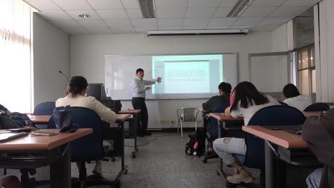 計量經濟學一一般教室202311163.MTS