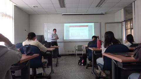 計量經濟學一一般教室202311164.MTS