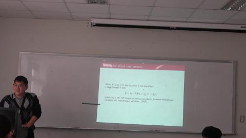 計量經濟學一一般教室202312214.MTS