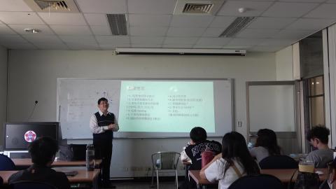 計量經濟學二一般教室20240229-12.MTS