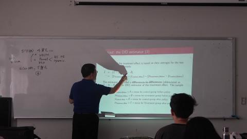 計量經濟學二一般教室-20240502-5.MTS