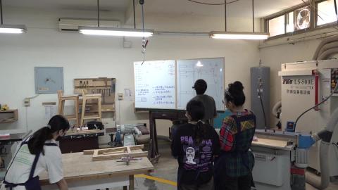 	113-1木作木作產品與設計實務_Ｗ14_1211