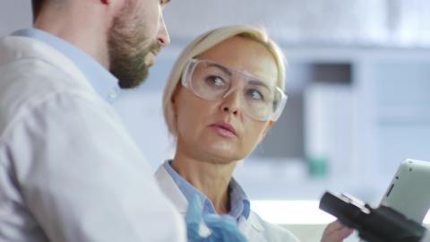 3196600-uhd_3840_2160_25fps.mp4