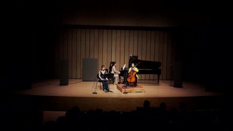 02 Adagio, Variationen und Rondo über schöne Minka (Hummel, 