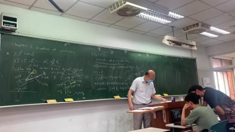 3/27 應用力學（二）-陳重德老師（第二堂）